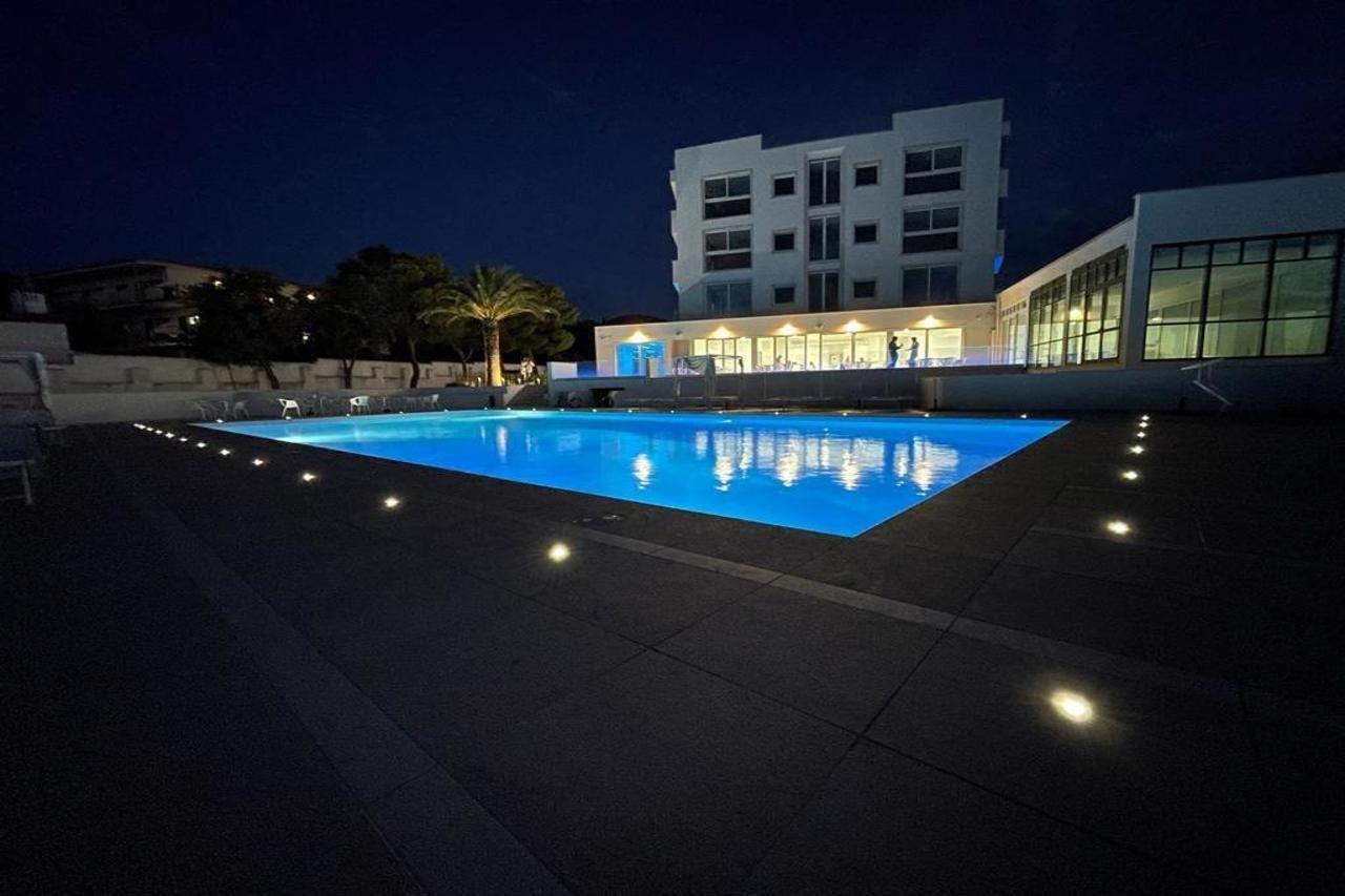 Rodi Resort 로디가르가니코 외부 사진